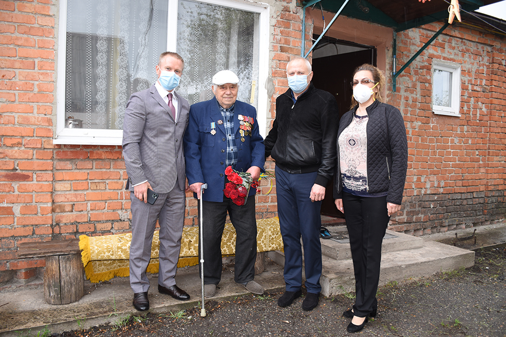 ДЯКУЄМО ВАМ, ДОРОГІ НАШІ ВЕТЕРАНИ!