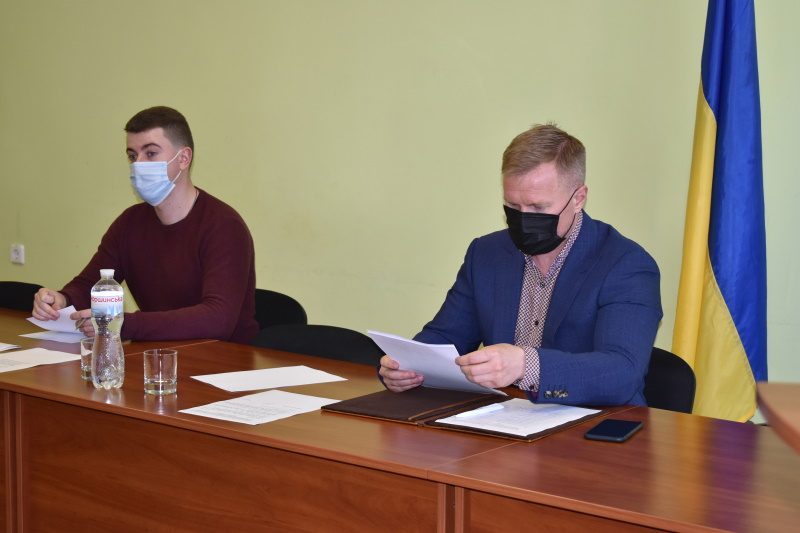 ФАХІВЦІ СЕЛИЩНОЇ РАДИ ТА ПОДАТКОВОЇ СЛУЖБИ ПРАЦЮЮТЬ НАД ПИТАННЯМИ ОХОРОНИ Й ЕФЕКТИВНОГО ВИКОРИСТАННЯ ЗЕМЕЛЬ ВСІХ ФОРМ ВЛАСНОСТІ НА ТЕРИТОРІЇ ПЕЧЕНІЗЬКОЇ СЕЛИЩНОЇ РАДИ ТА НАПОВНЕННЯ МІСЦЕВОГО БЮДЖЕТУ