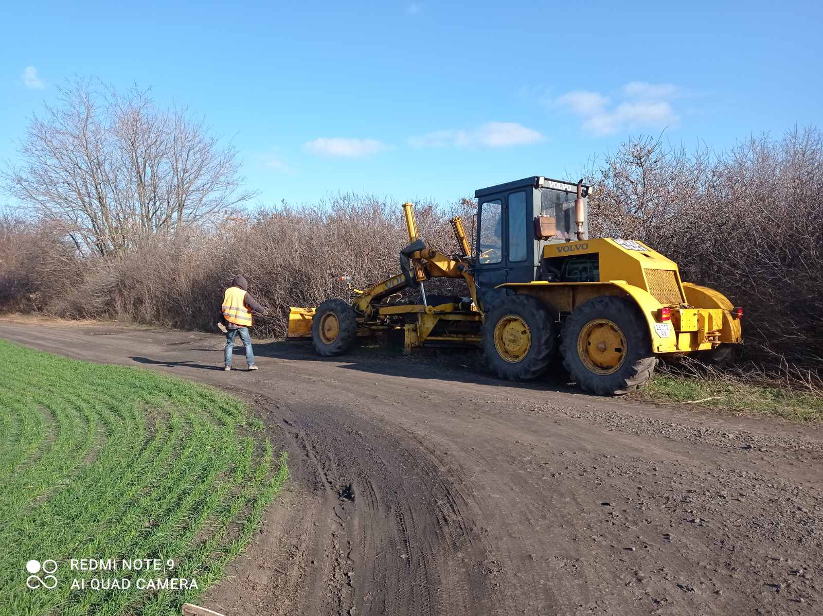 Тривають роботи з ремонту сільських доріг